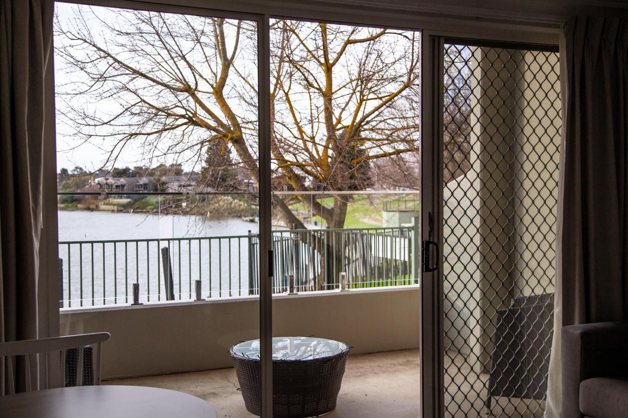 Nagambie Waterfront Motel Exterior foto